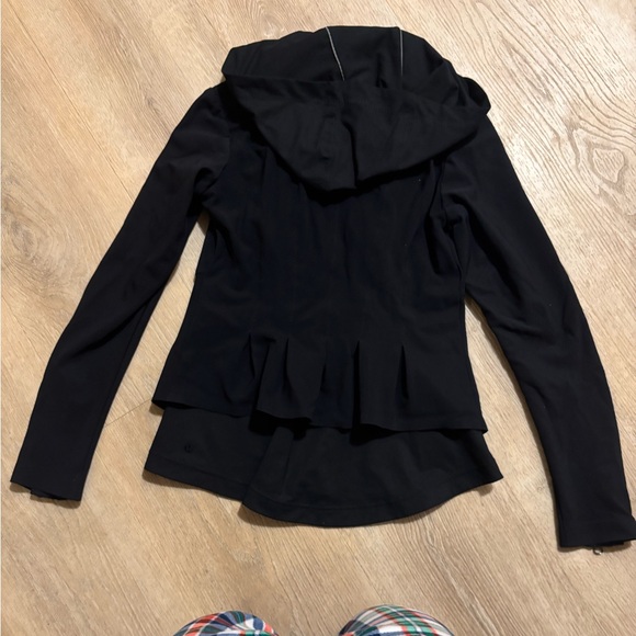 Black lululemon Asymmetrical Zip Jacket - Picture 6 of 8